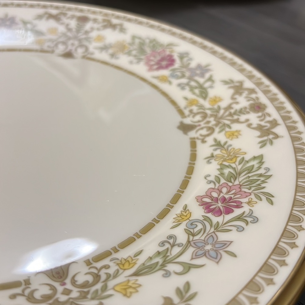 Lenox Castle Garden Dinner Plate - Picture 4 of 4